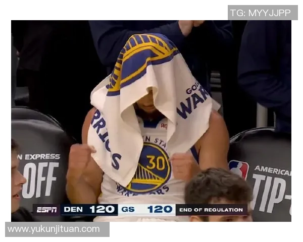 勇士与掘金对决库里精彩得分表现引发球迷热议