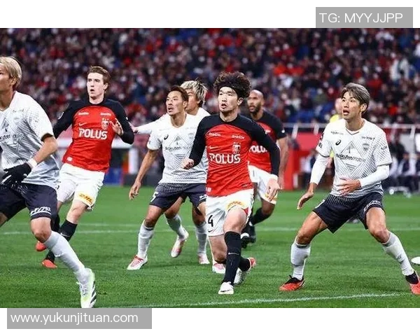 大阪樱花与横滨水手的激烈对决谁将赢得这场足球盛宴